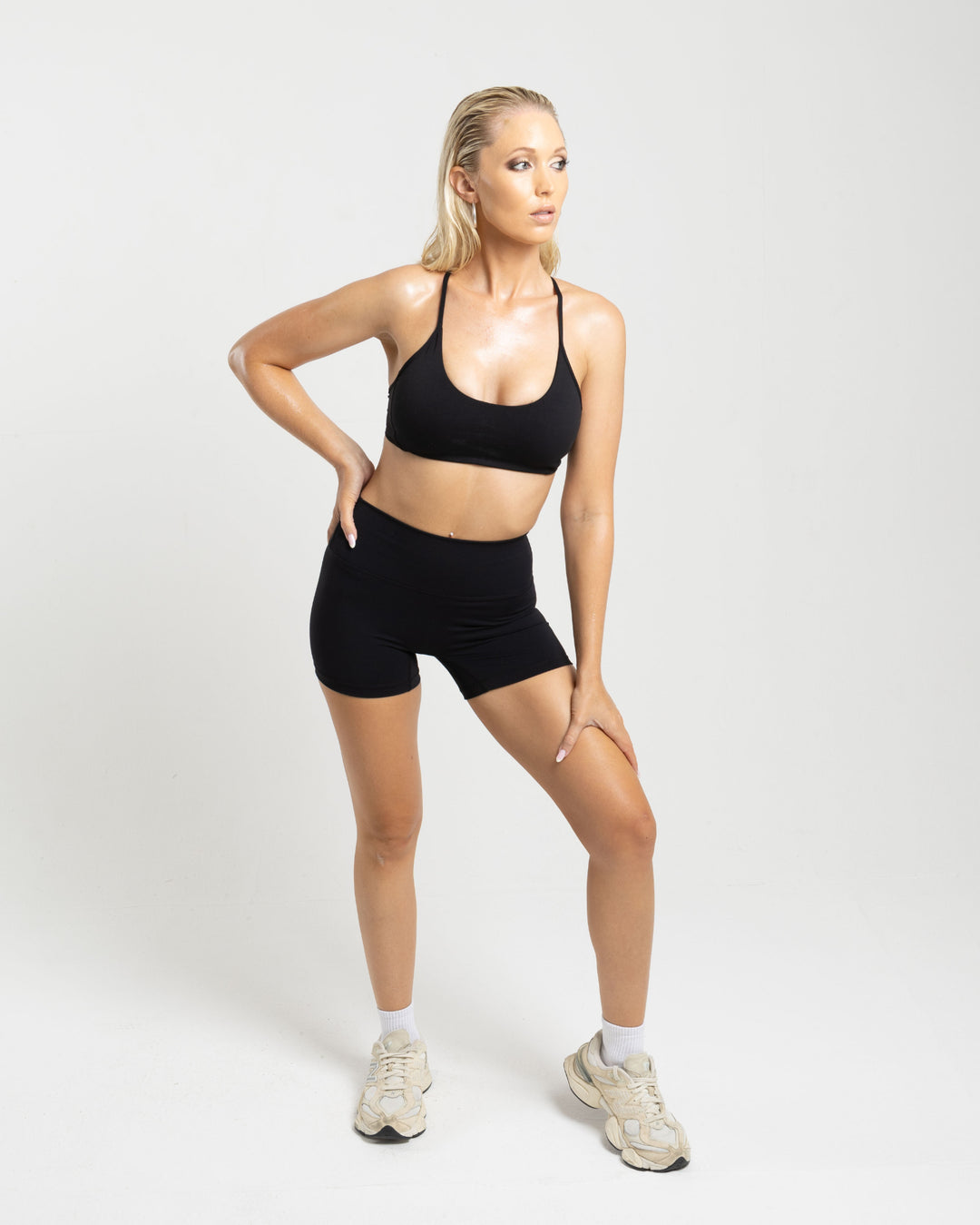 Aura Classic Shorts- Black