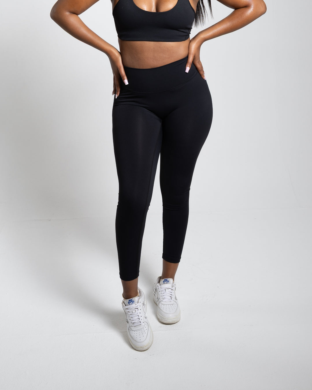 Aura Leggings- Black