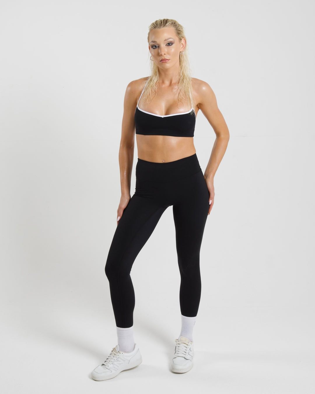 Aura Leggings- Black
