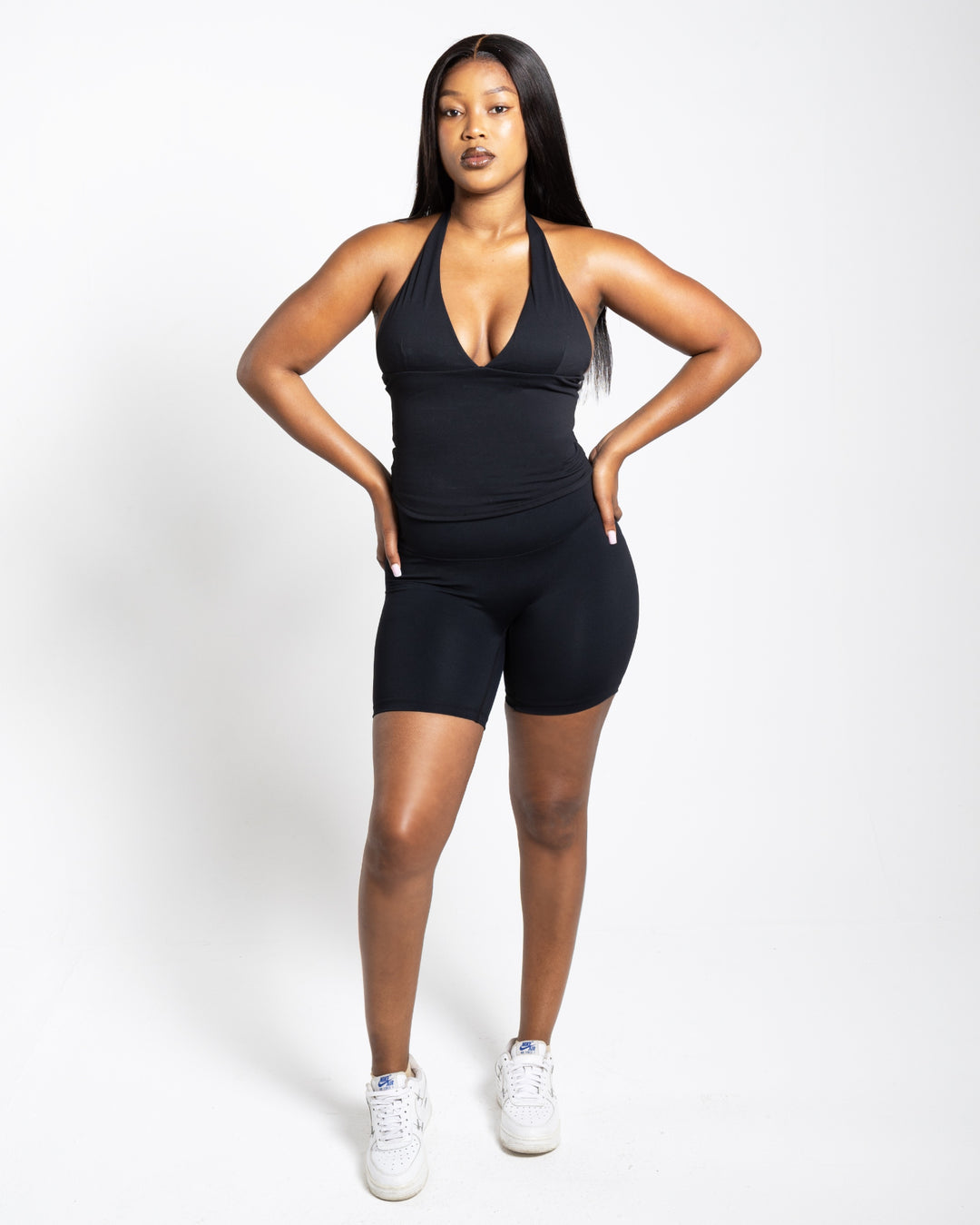 Aura Biker Shorts- Black