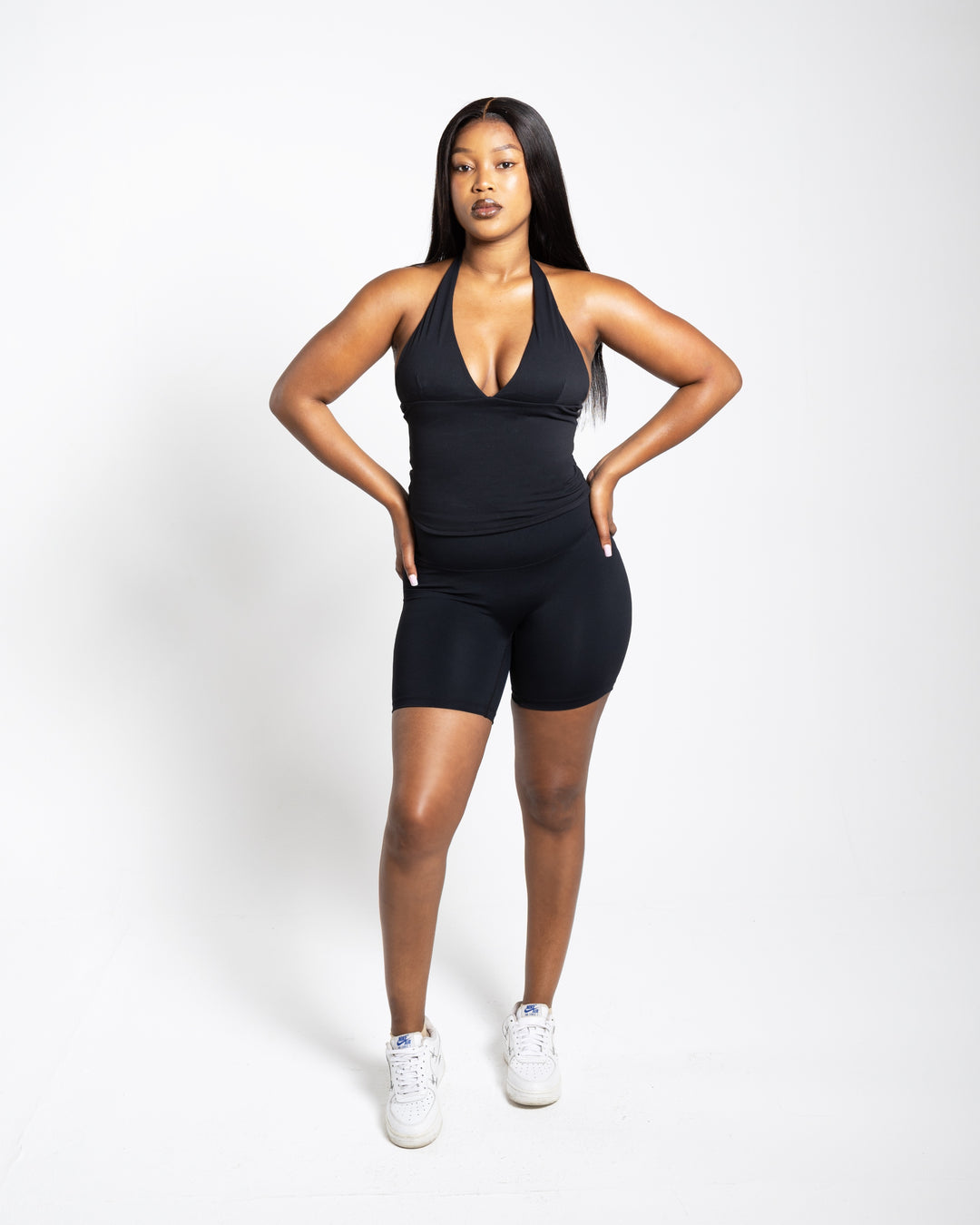 Aura Halter V-Tank- Black