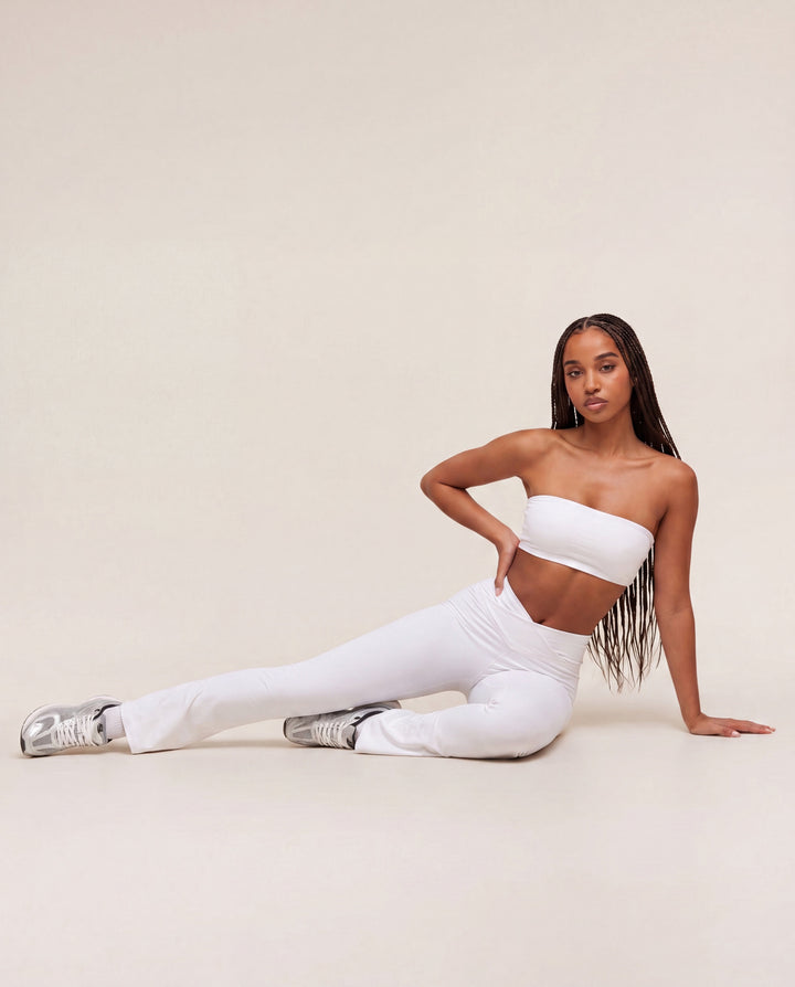 Aura Flared Leggings- White